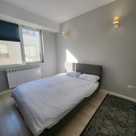 Crystal Apartment Бухарест Экстерьер фото